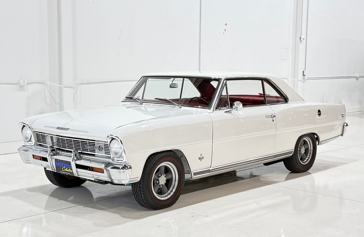 Chevrolet-Nova-1966-Coupe-Red