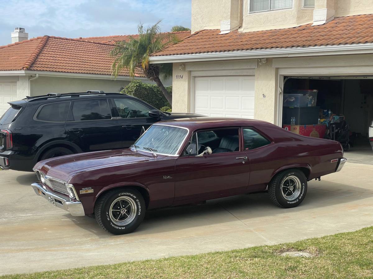 Chevrolet-Nova-1972-Red