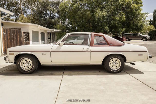 Chevrolet-Nova-1976