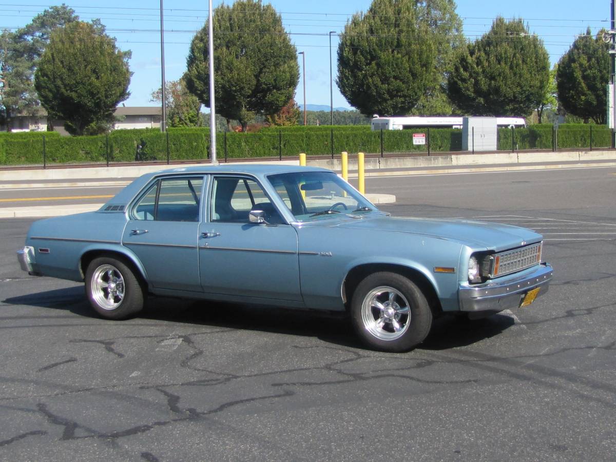Chevrolet-Nova-1978-Blue