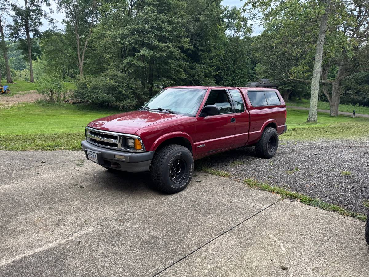 Chevrolet-S-10-1994-Red