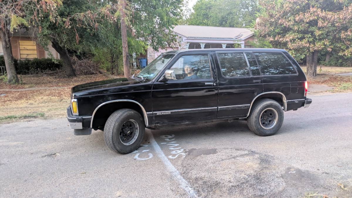 Chevrolet-S10-blazer-1992-Black