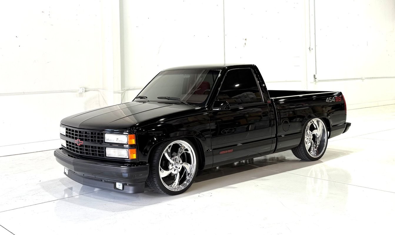 Chevrolet-SS-1990-Standard-Cab-Pickup-Red