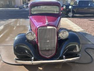 Chevrolet-Sedan-1935