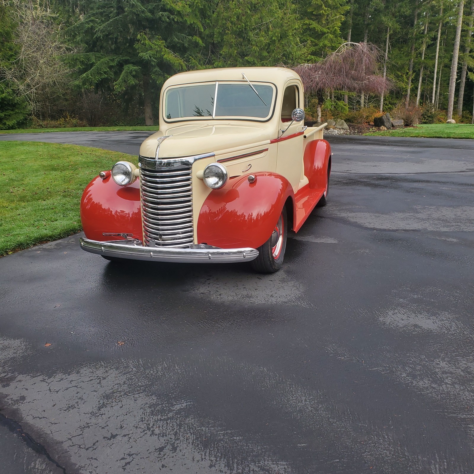 Chevrolet-Silverado-1500-1940-Standard-Cab-Pickup-Red