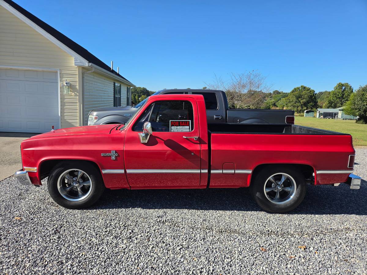 Chevrolet-Silverado-1978-Red