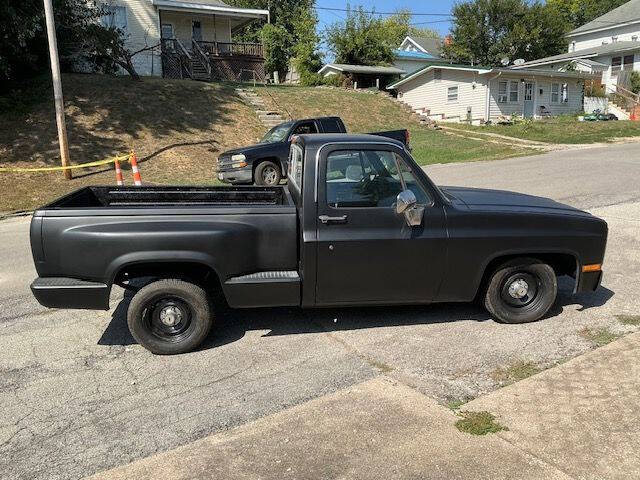 Chevrolet-Silverado-1982