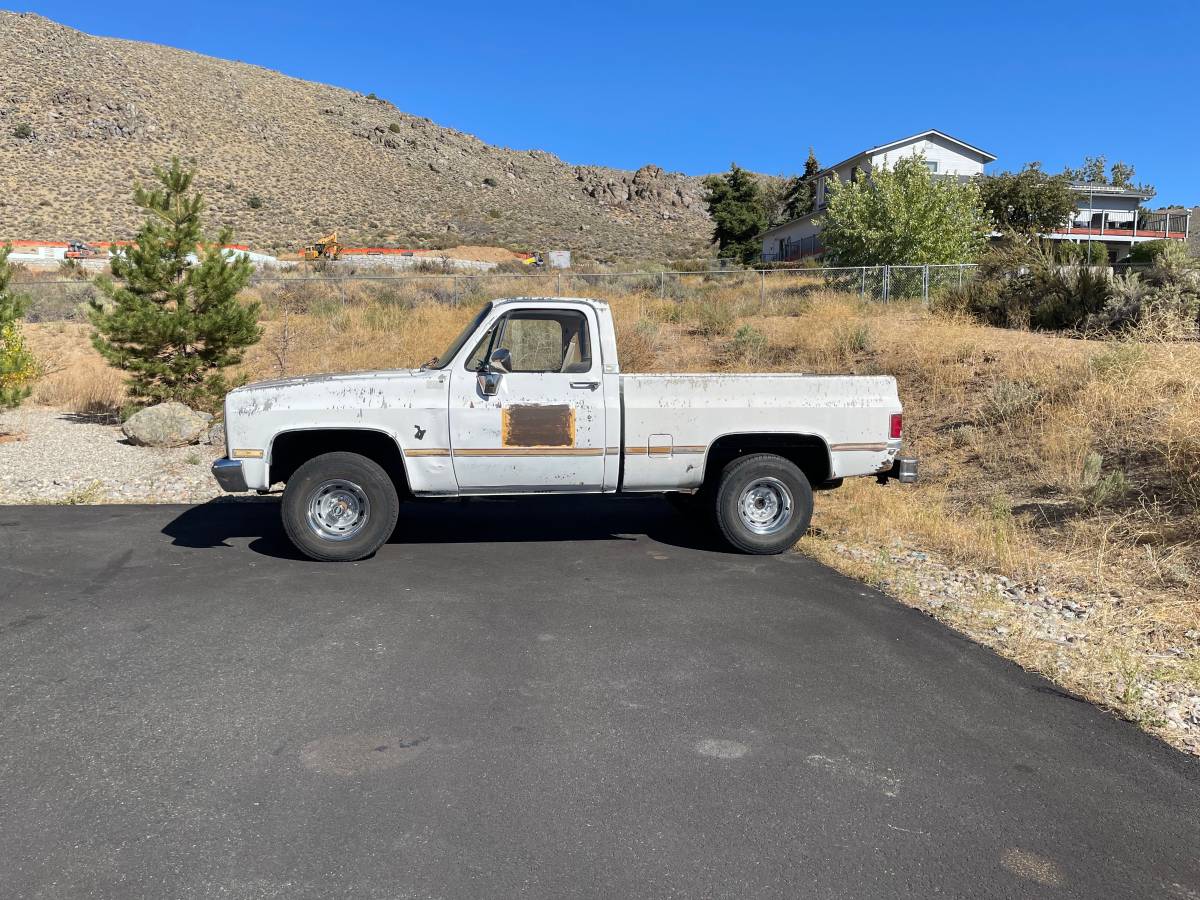 Chevrolet-Silverado-1987
