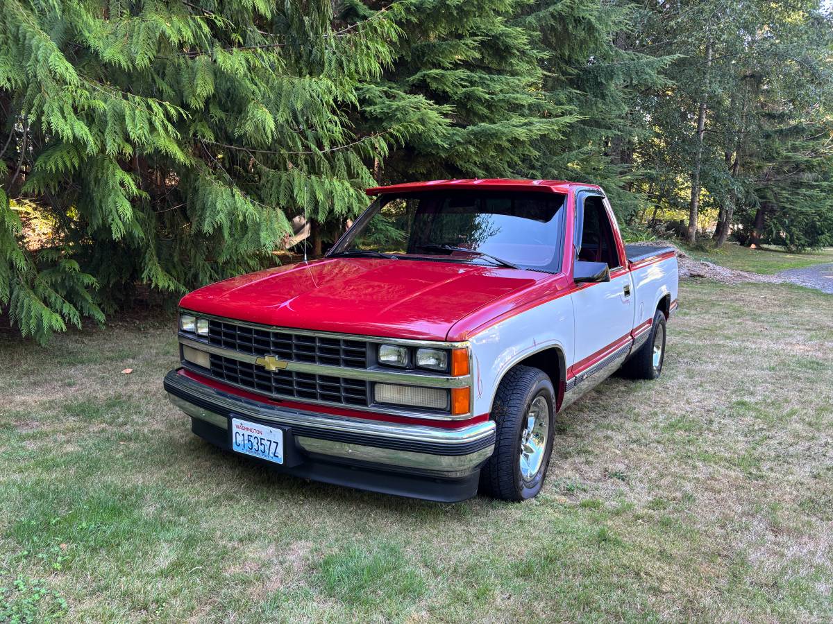Chevrolet-Silverado-1988-Red