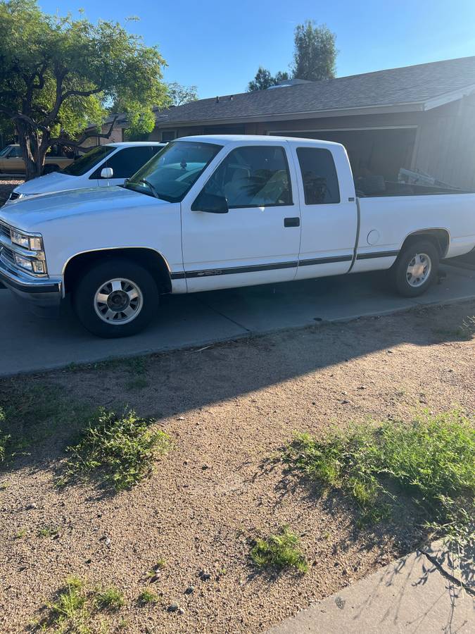 Chevrolet-Silverado-1995-White