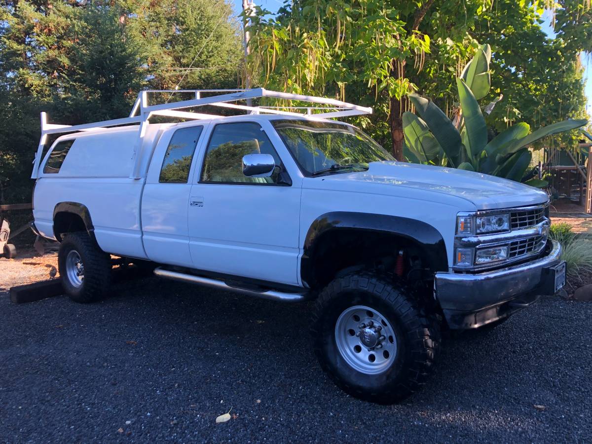 Chevrolet-Silverado-2500-extended-cab-1993-White