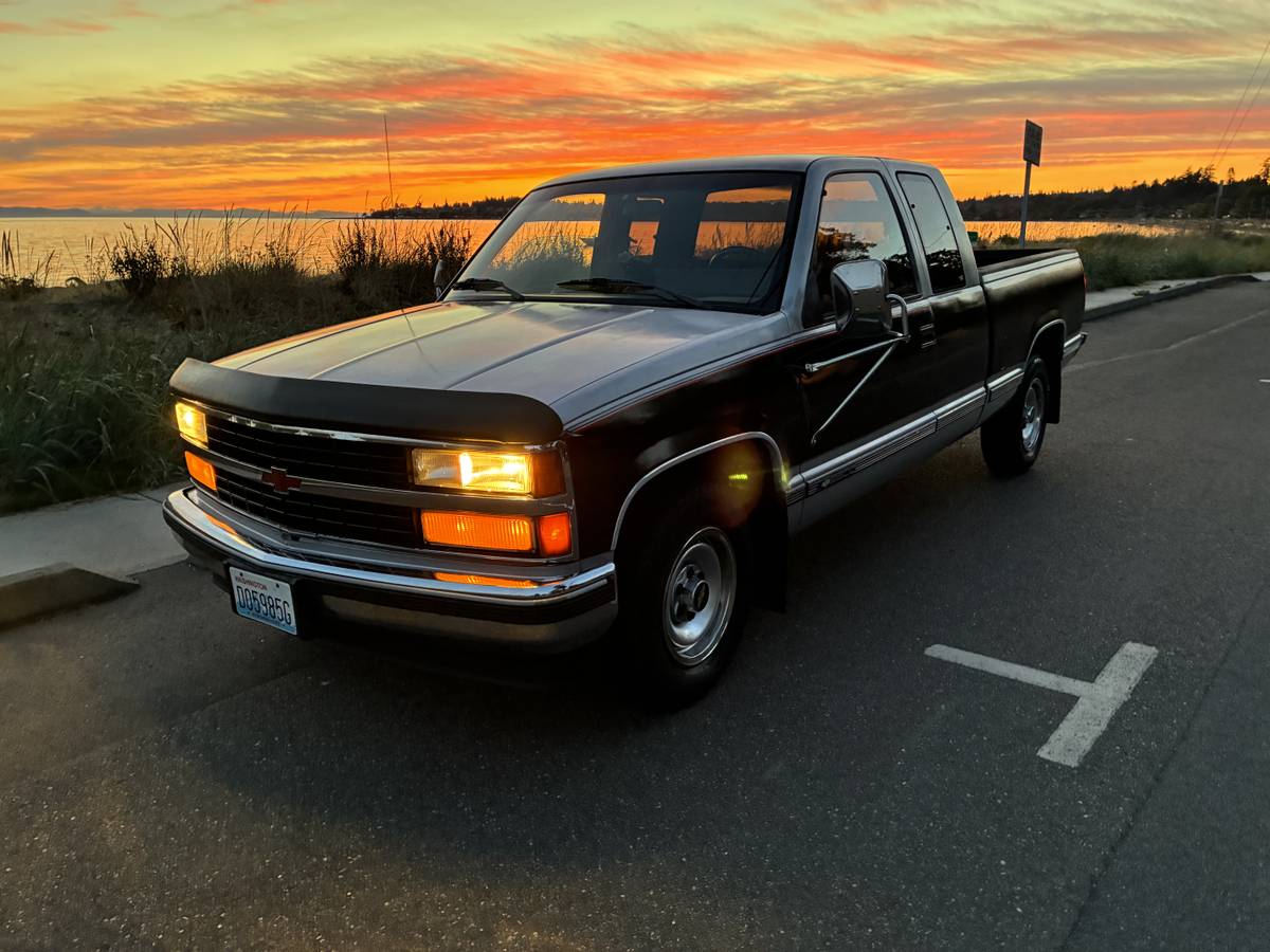 Chevrolet-Silverado-2500-x-cab-1990