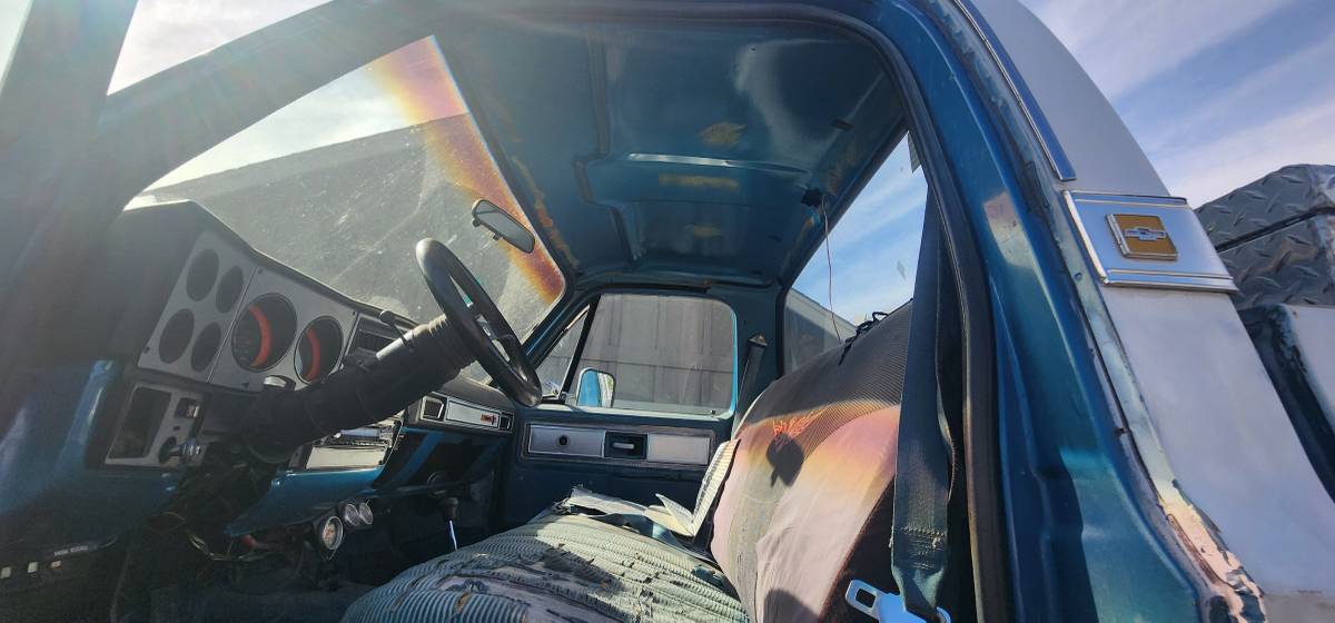 Chevrolet-Silverado-2500hd-4x4-1979