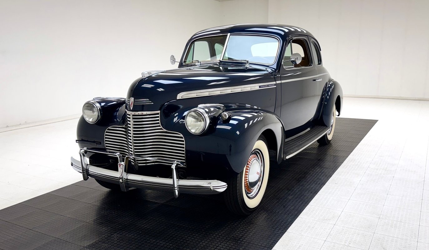 Chevrolet-Special-Deluxe-1940-Coupe-Tan
