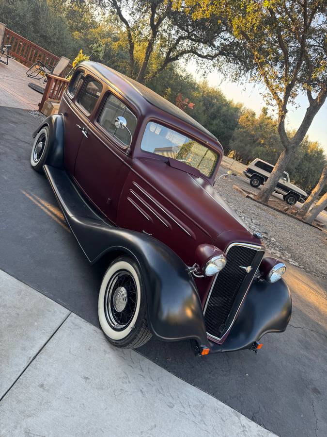 Chevrolet-Street-rod-1934-Red