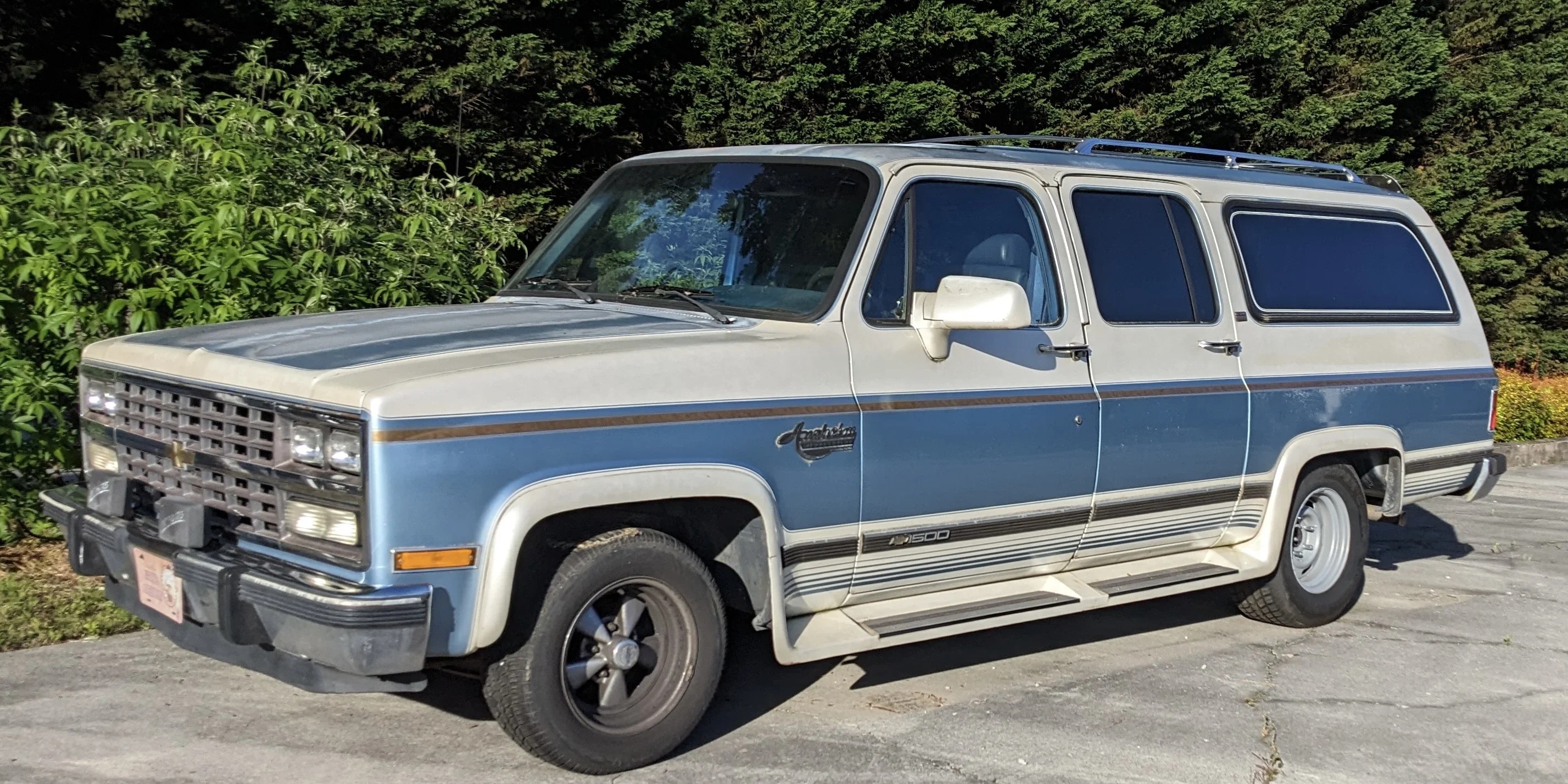 Chevrolet-Suburban-1991-Blue-Blue