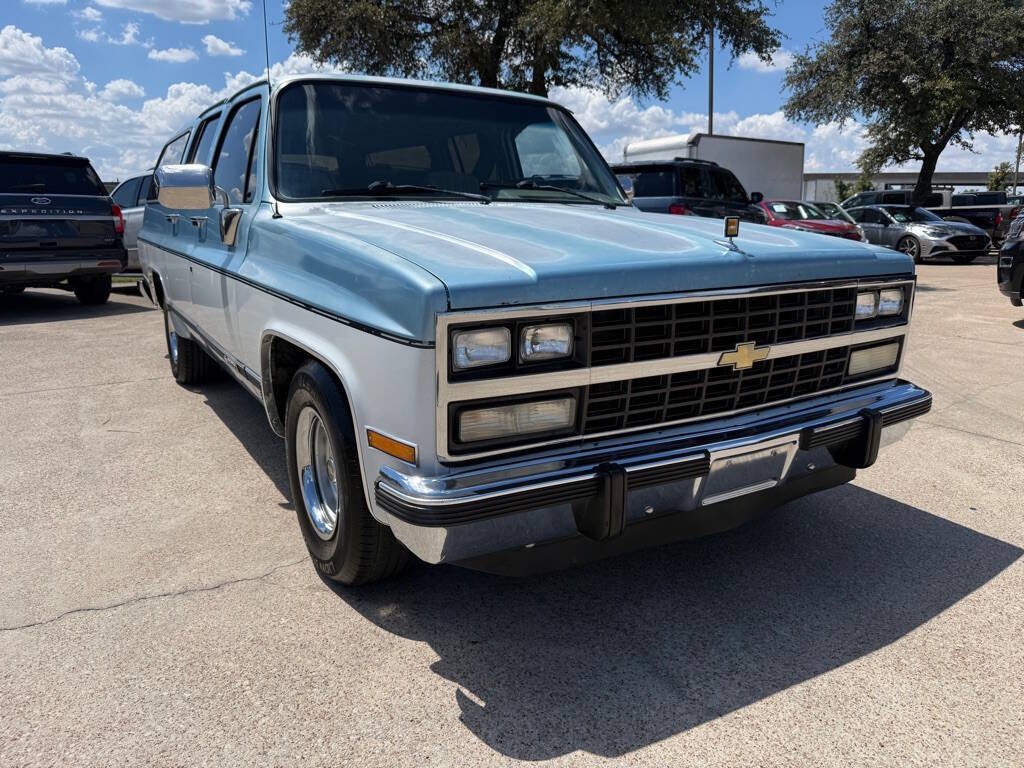 Chevrolet-Suburban-1991-Blue