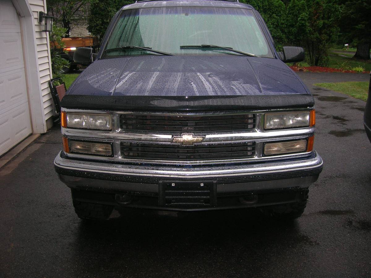 Chevrolet-Tahoe-1995-Blue