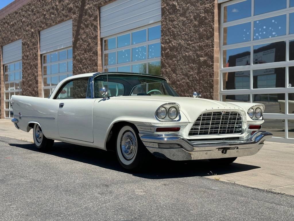 Chrysler-300c-1957-White
