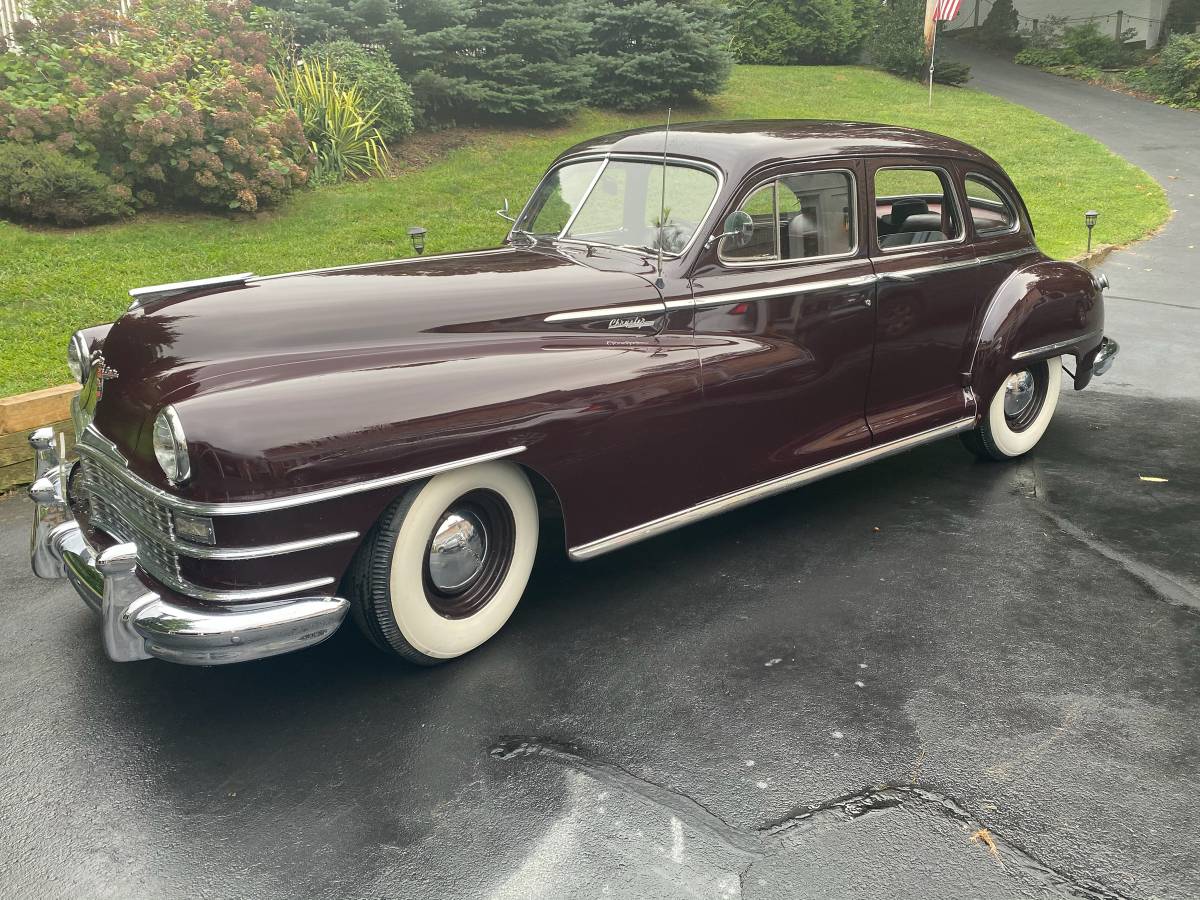 Chrysler-Town-country-1948-Red