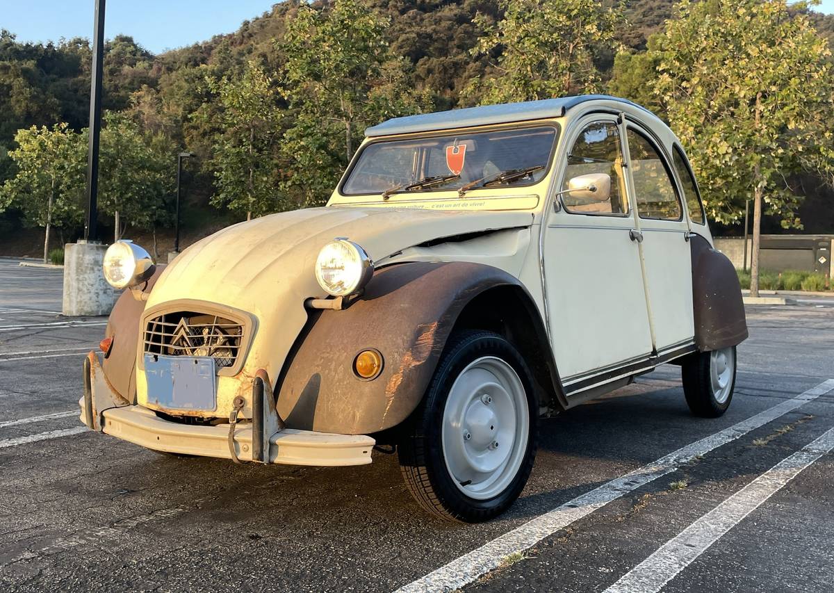 Citroen-2cv6-club-1985-Yellow