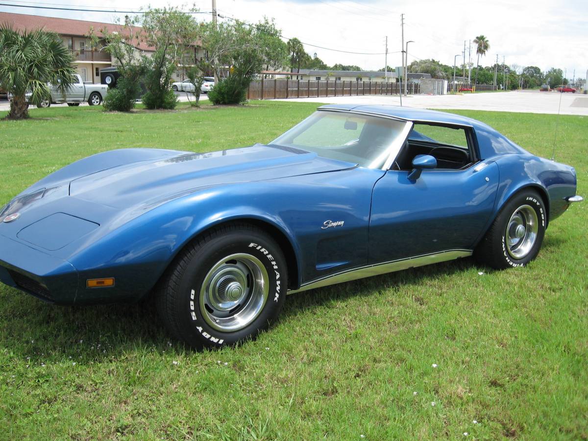 Corvette-stingray-1973-Blue