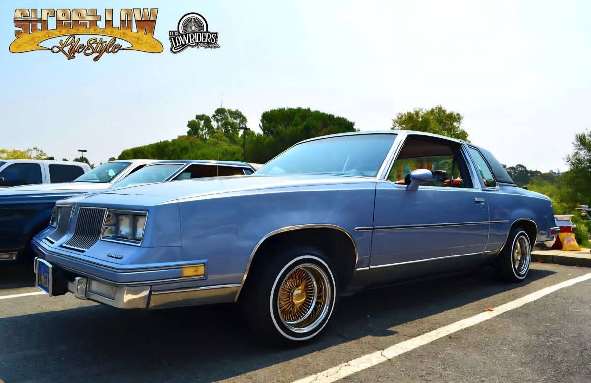 Cutlass-supreme-1987-Blue