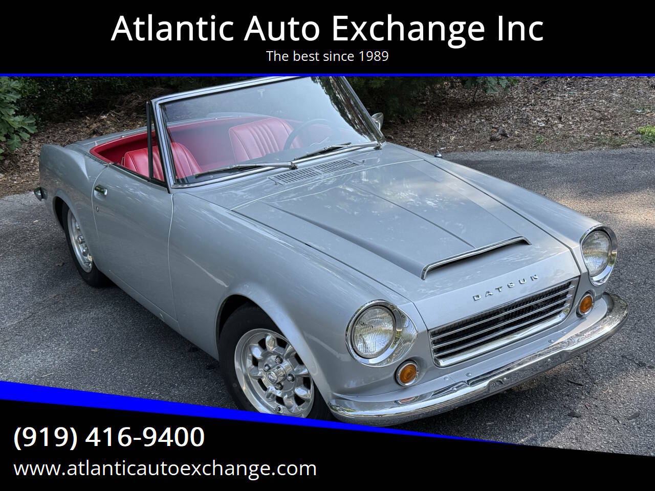 Datsun-Roadster-1968-Silver-Red