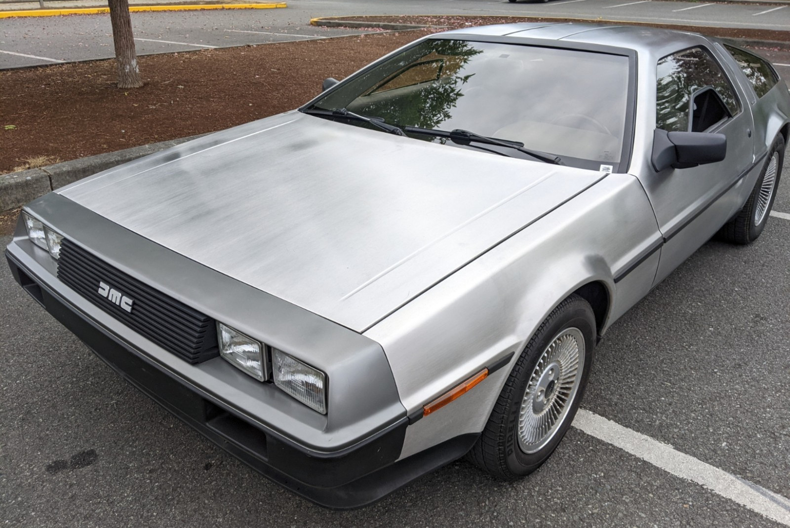 DeLorean-DMC-12-1981-Coupe-Gray