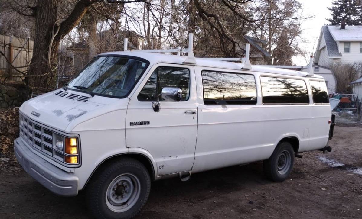 Dodge-1-ton-1990