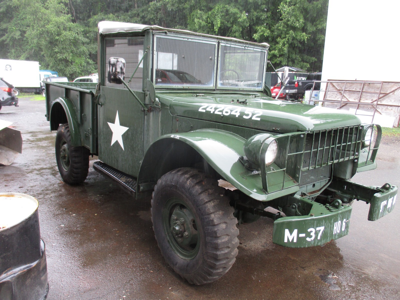Dodge-34-Ton-Pickup-1952-Standard-Cab-Pickup-Green
