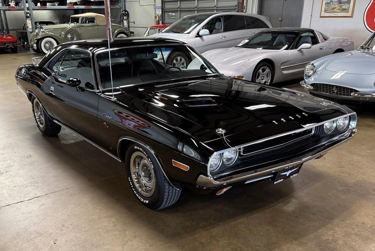 Dodge-Challenger-1970-2-Door-Black