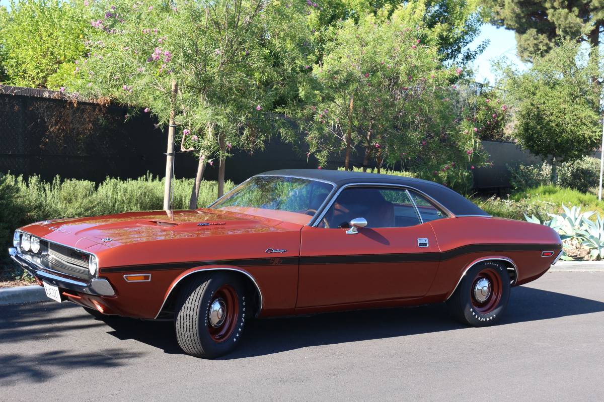 Dodge-Challenger-1970-Orange