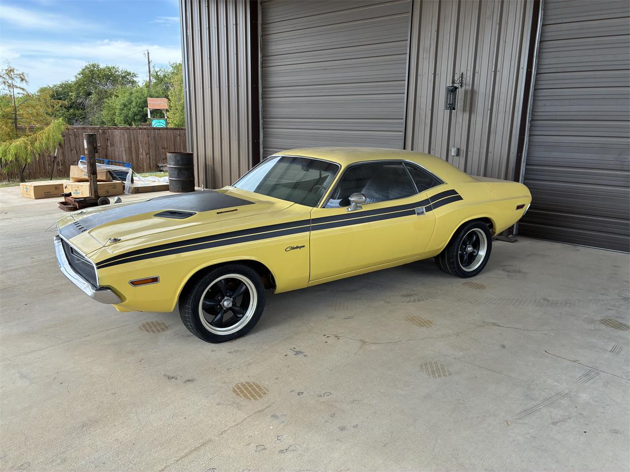 Dodge-Challenger-1971-Yellow-Black