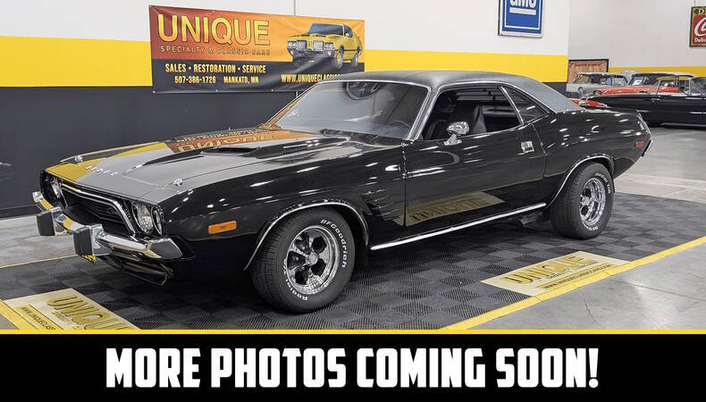 Dodge-Challenger-1974-Black