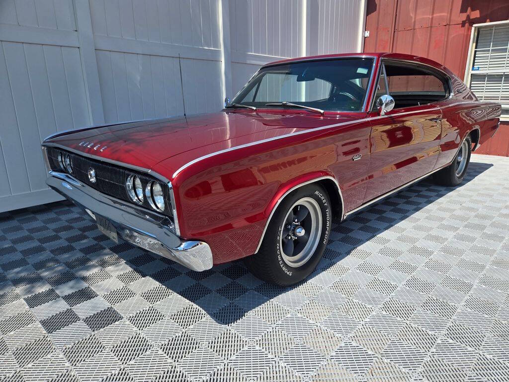 Dodge-Charger-1966-Brandy-Wine-Black