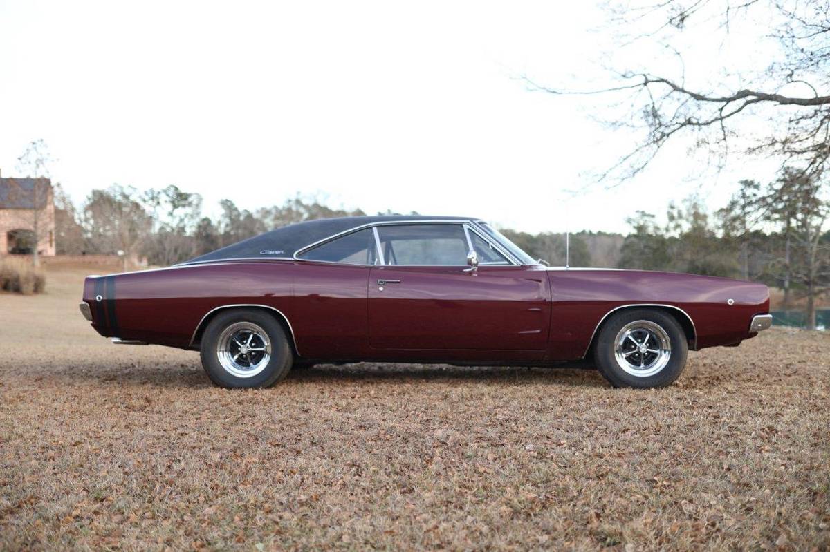 Dodge-Charger-1968-custom