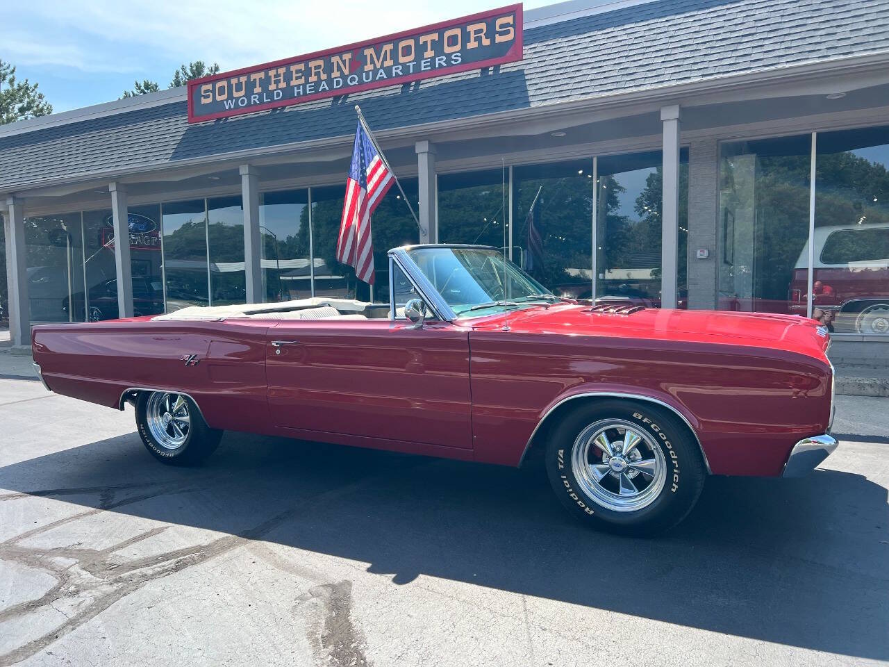 Dodge-Coronet-1967-Red-White