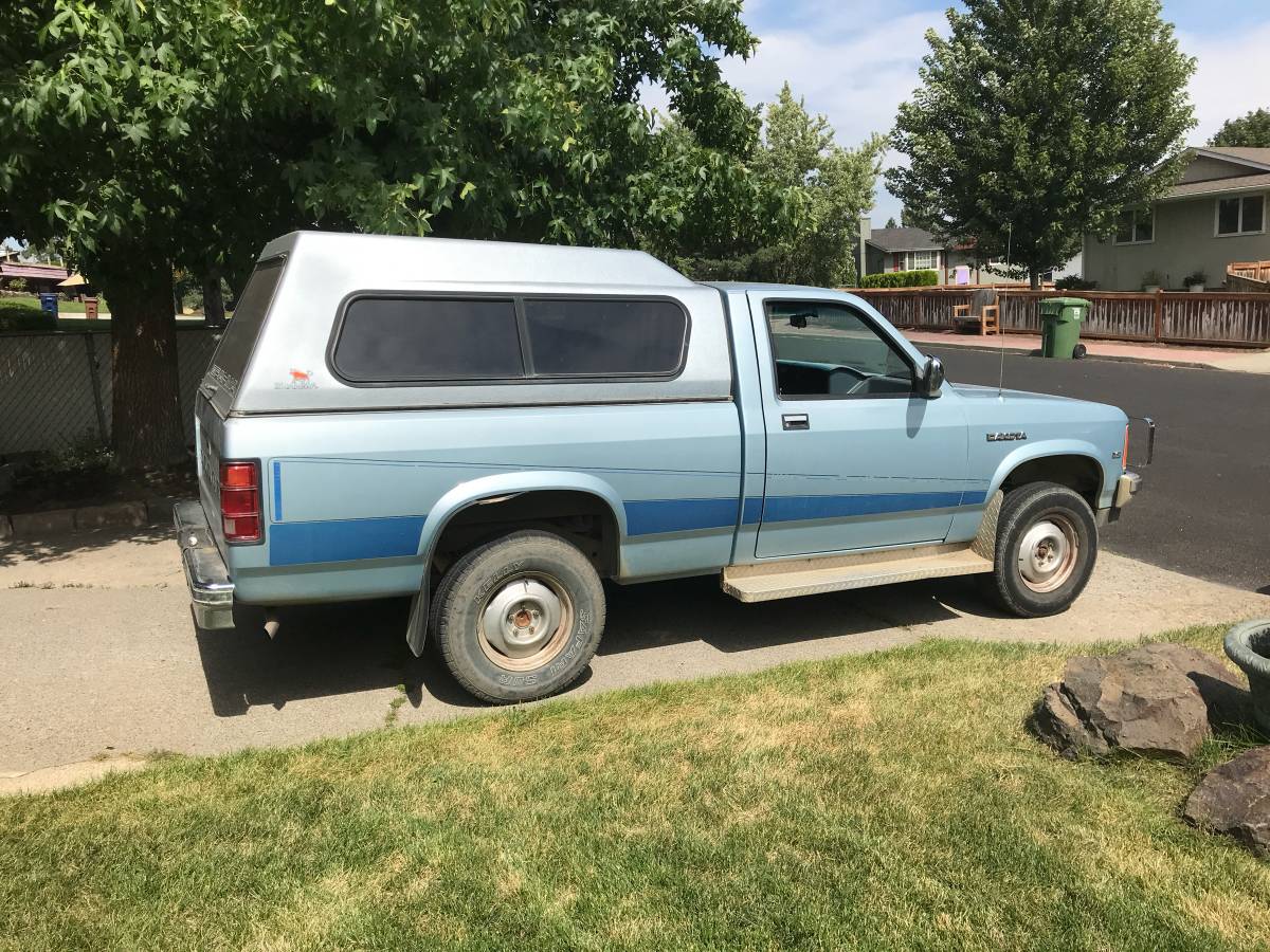 Dodge-Dakota-1987-Blue