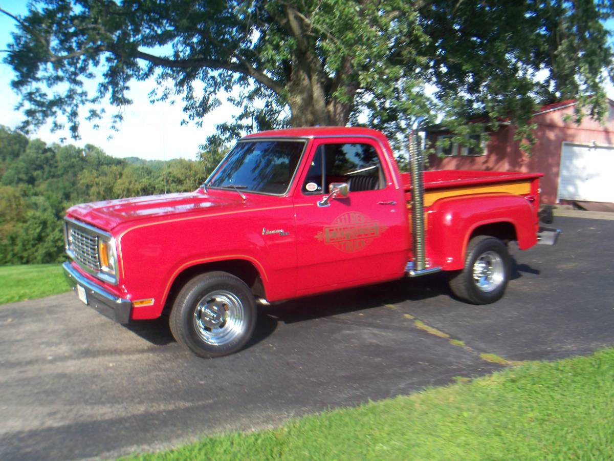 Dodge-Lil-red-express-1978-Red