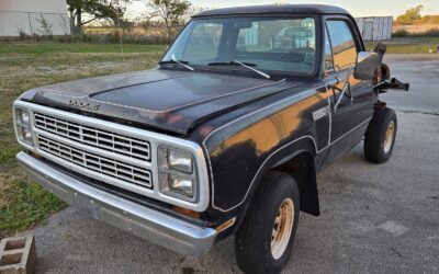 Dodge Power Wagon 1979