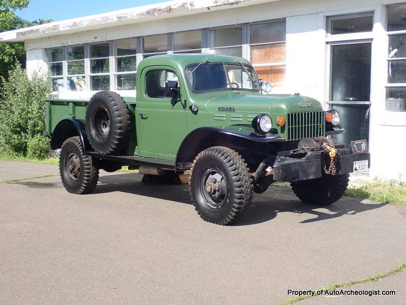 Dodge-Power-wagon-1959-Green
