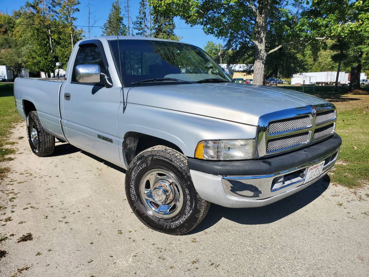 Dodge-Ram-2500-slt-rwd-cummins-12v-rust-free-1996