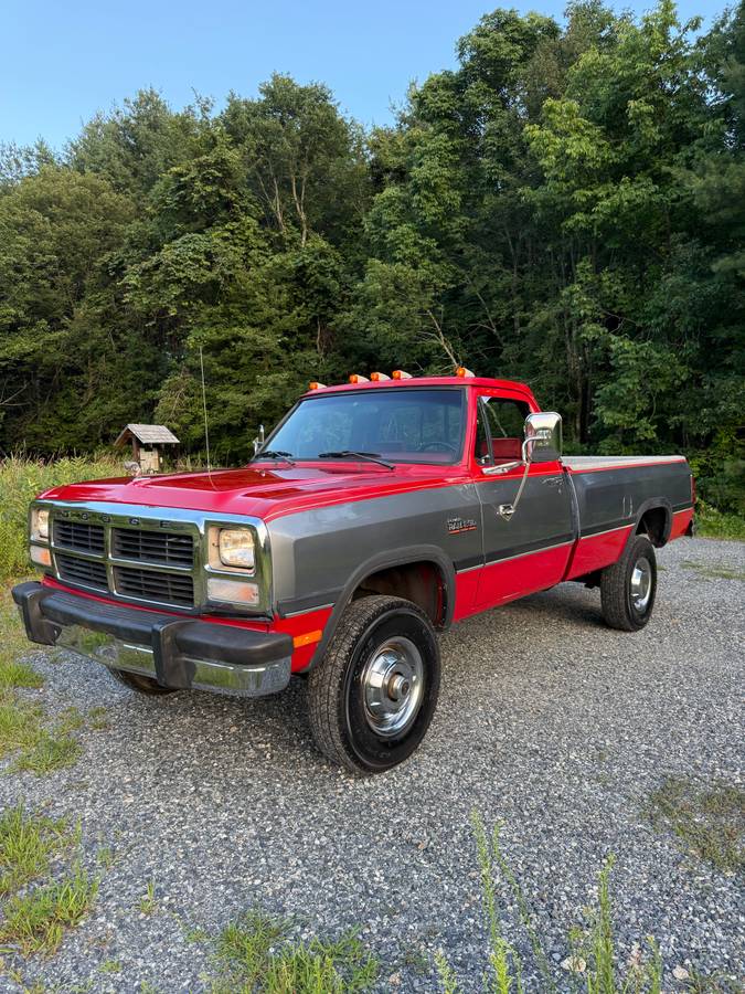 Dodge-Ram-d250-1993-Red