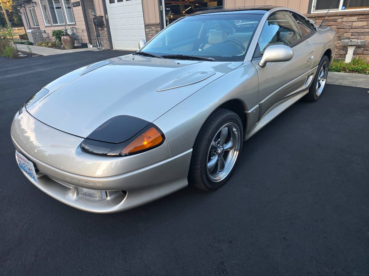 Dodge-Stealth-special-rt-1992-Silver