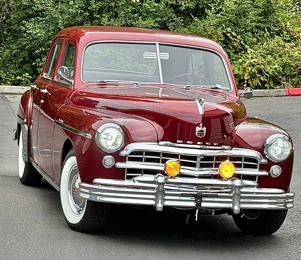 Dodge-Super-deluxe-1949