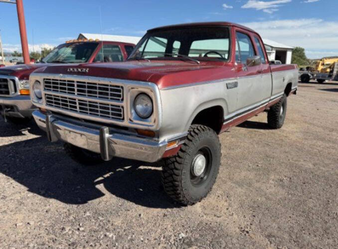 Dodge-W150-1979-2-Tone-RedSilver-MaroonGray