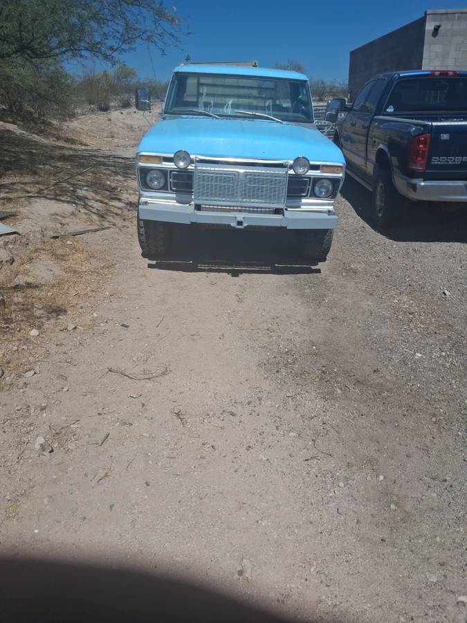 F250-4x4-1977-Blue