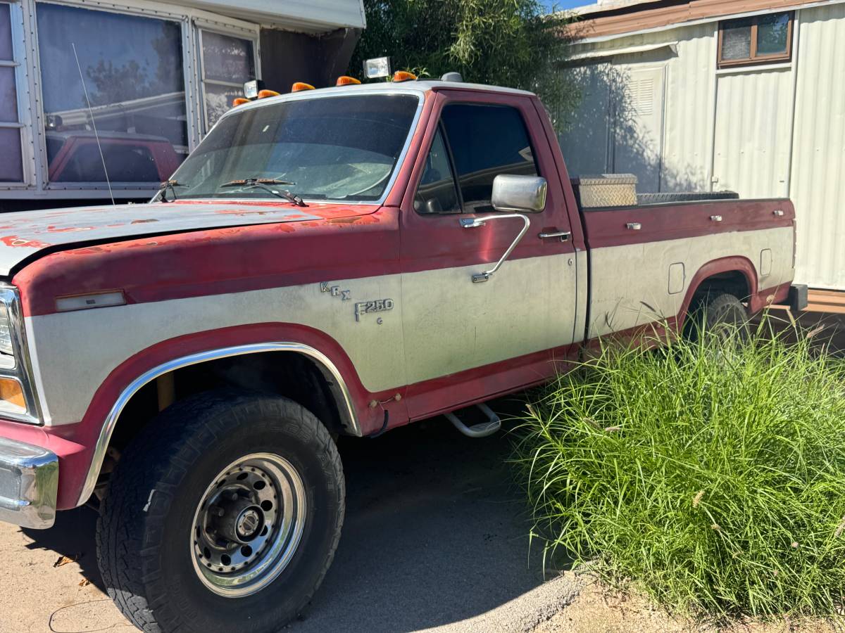 F250-truck-1984-Red