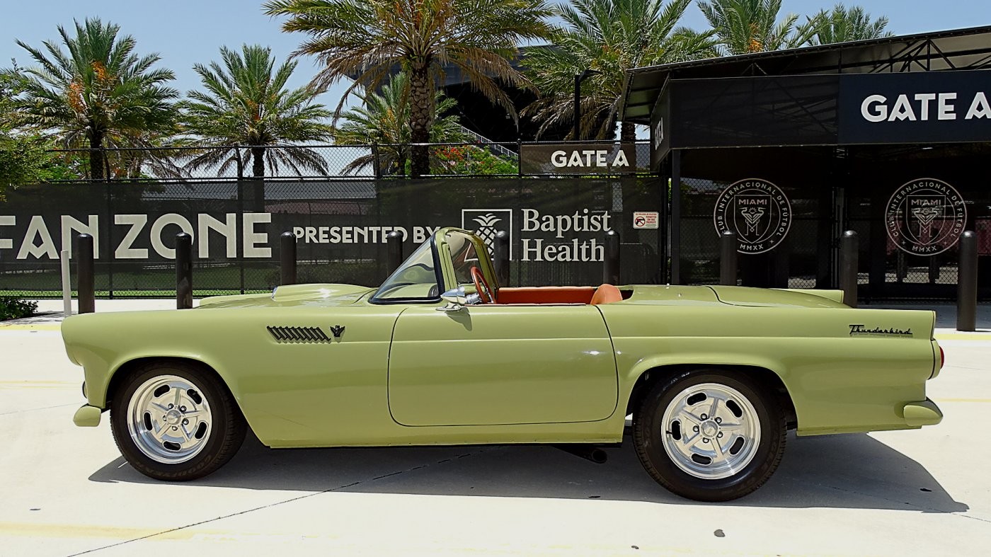 FORD-1955-TWO-DOOR-ROADSTER-CAMEL